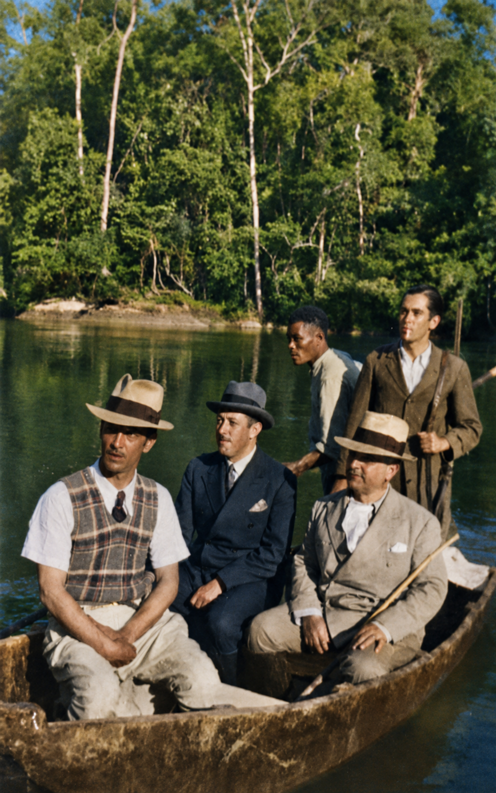 Getúlio Vargas, João de Rezende Tostes e Lahyr Paleta de Rezende Tostes - Rio do Peixe, 1935 (colorizado)